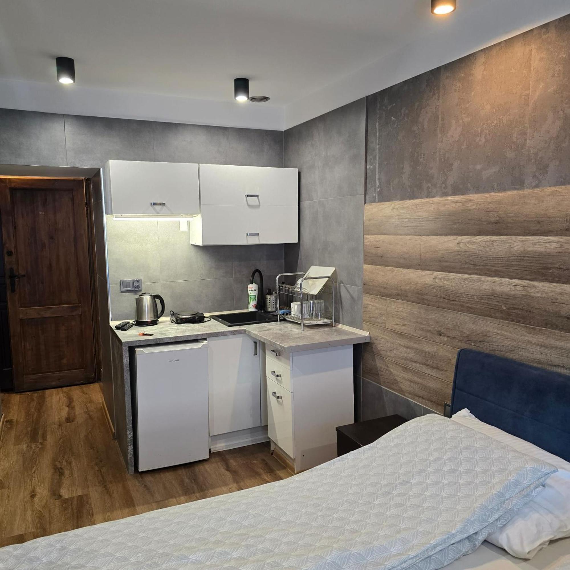 Pokoje Goscinne Polo Częstochowa Extérieur photo