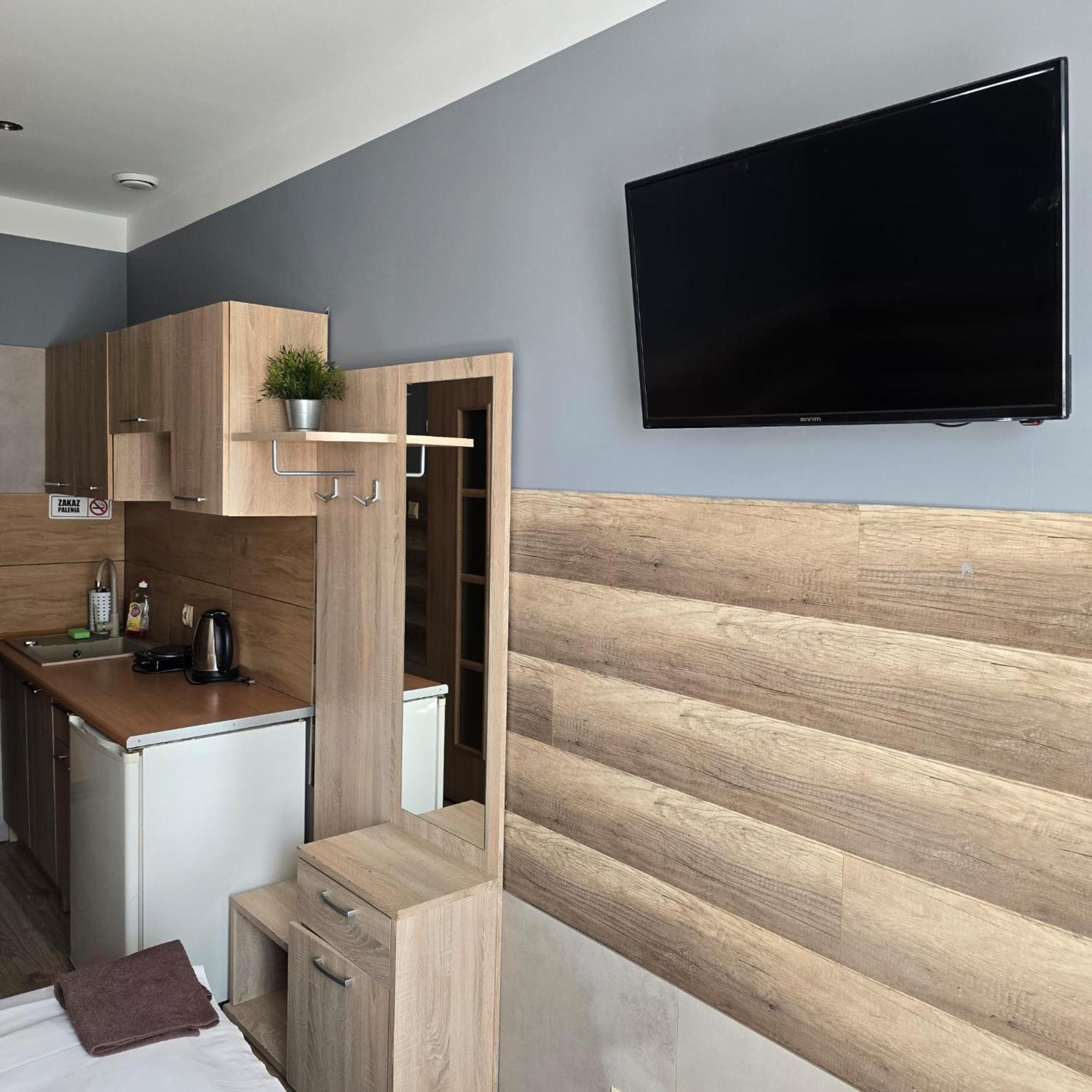 Pokoje Goscinne Polo Częstochowa Extérieur photo